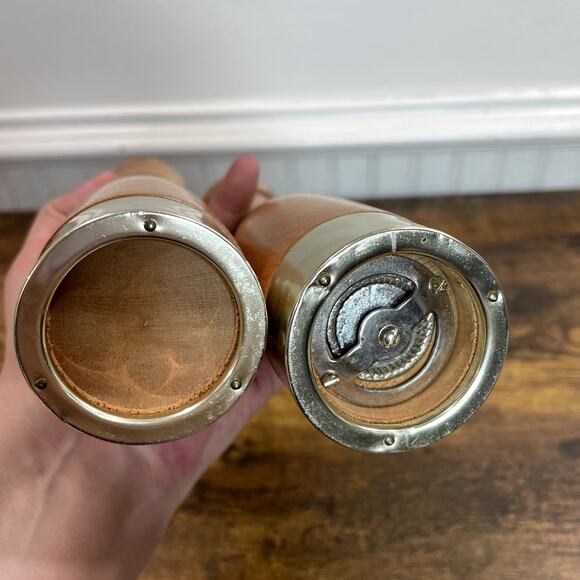 Wooden Salt Shaker and Pepper Grinder Set 10" Sleek MCM Modern Silver Accent - Picture 4 of 7